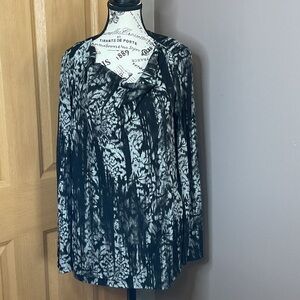 Simply Vera Vera Wang Black and White Long Sleeve Cowl Neck Top, Size M